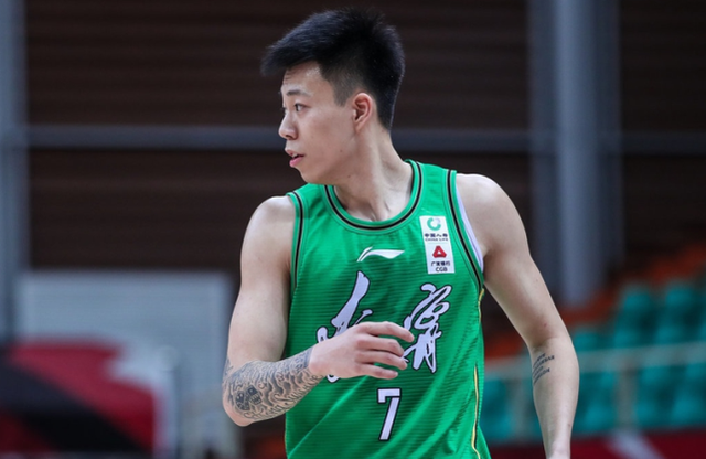 步行者鏖战火箭，郭艾伦刷新纪录