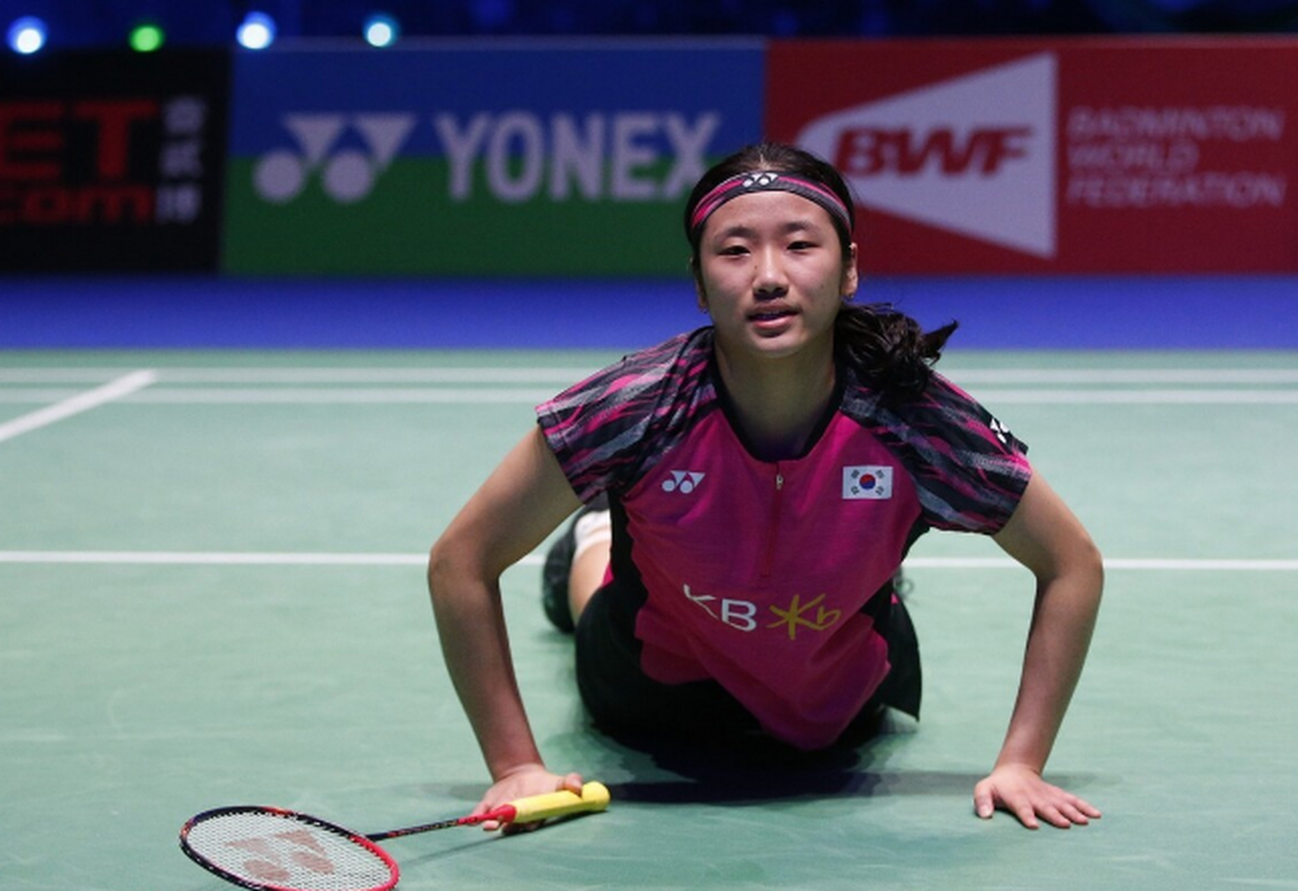 日本队轻取法国队，辛杜惊艳四座