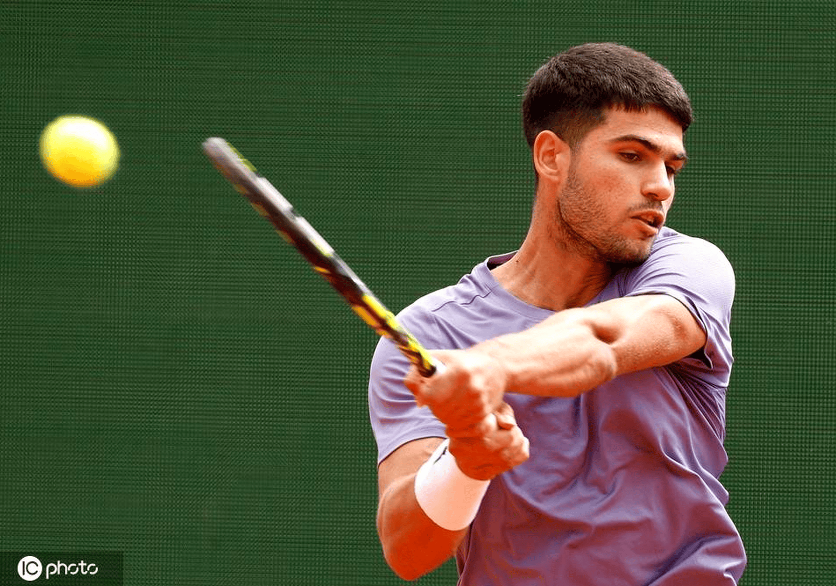 美网险胜蒙特卡洛大师赛，阿尔卡拉斯高光表现