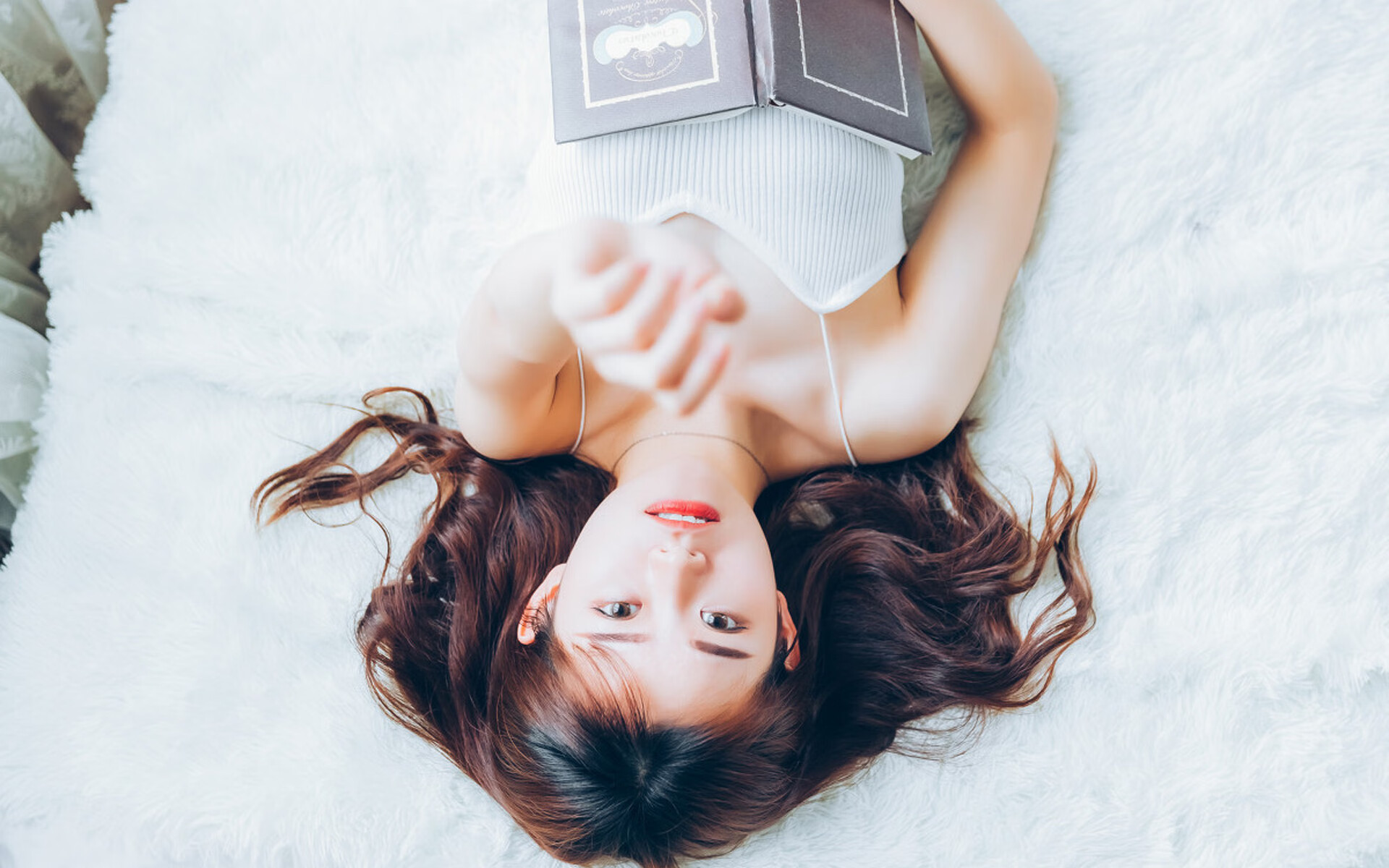 王哲林20+12客场统治内线！篮网横扫魔术锁定联盟第一，中国巨星正式登上国际舞台