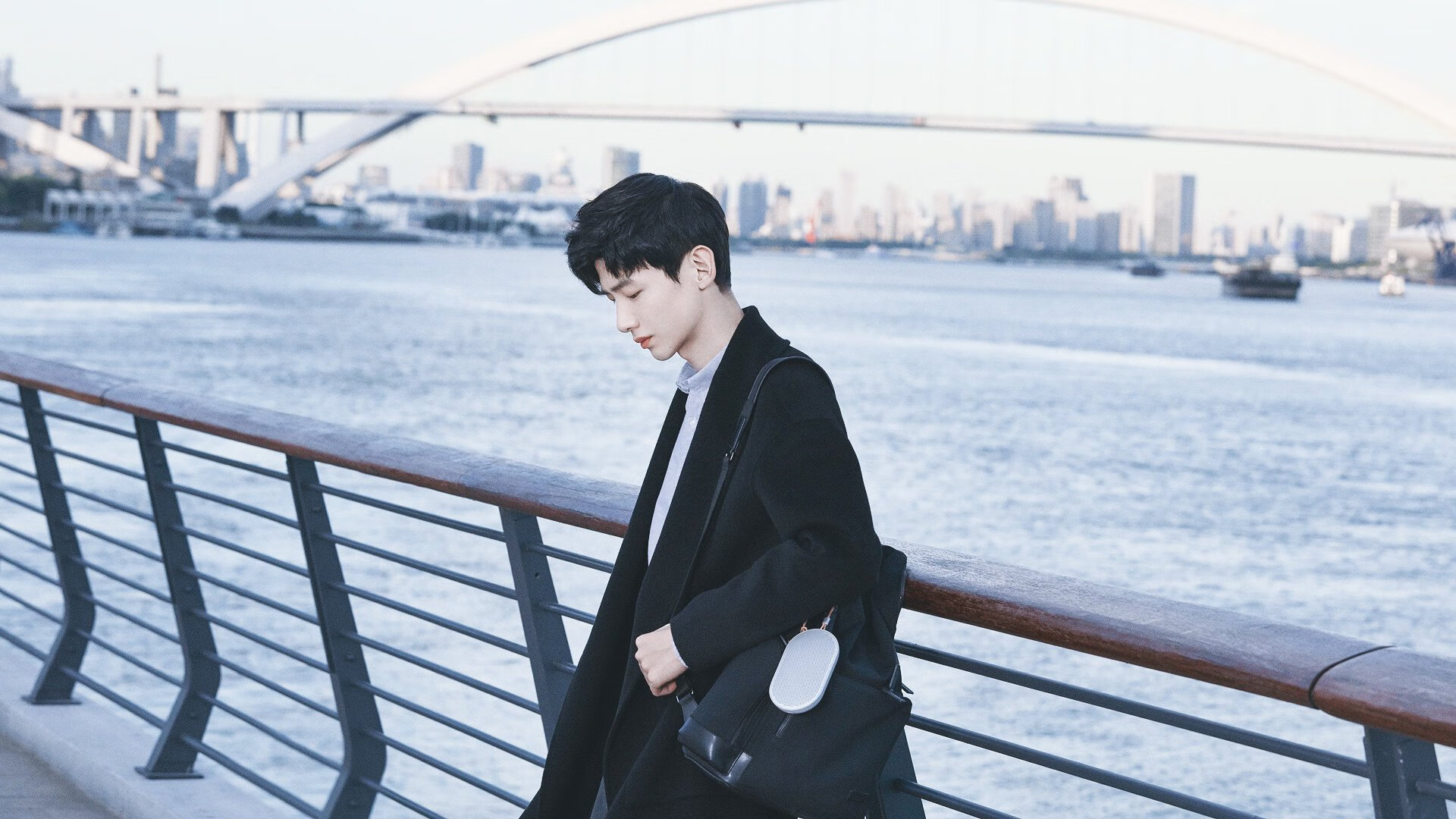 塞内加尔之星闪耀梦剧场，布鲁诺独木难支曼联惜败