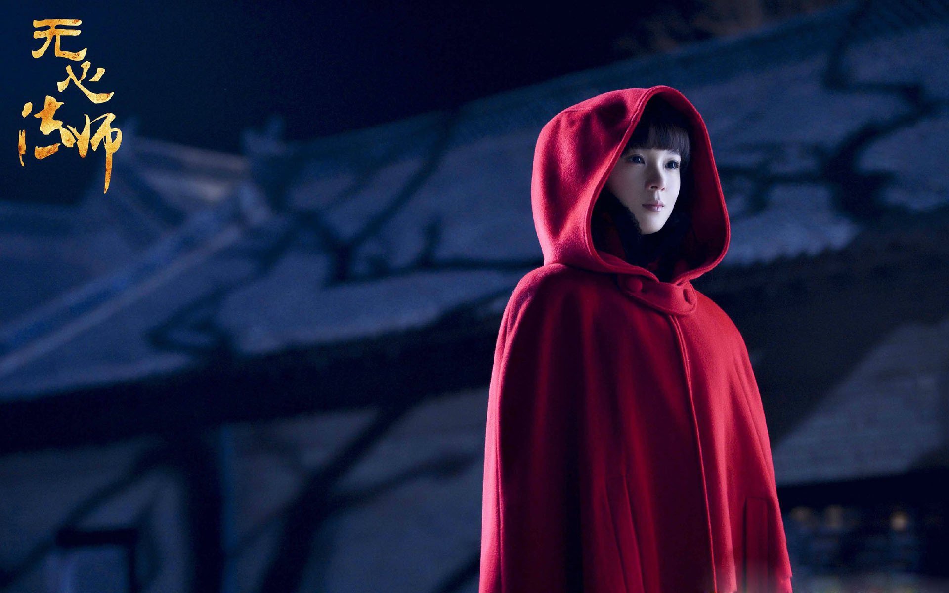 交错时空，当世界杯的雷鸣遇见篮球馆的寂静