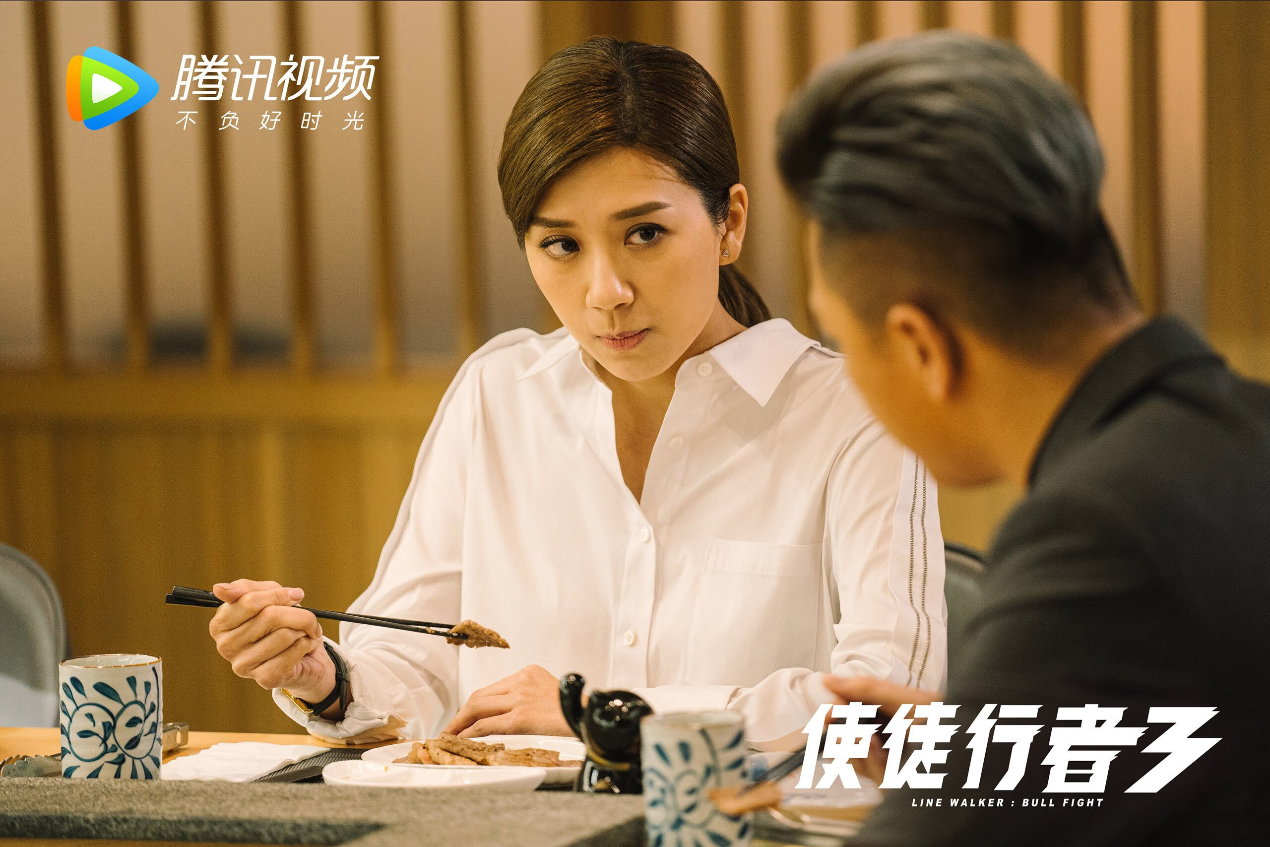 宿命的绞杀,2026世界杯D组,当荷兰的压迫美学碾过罗马尼亚,奥斯梅恩用孤胆焰火点亮钢铁防线